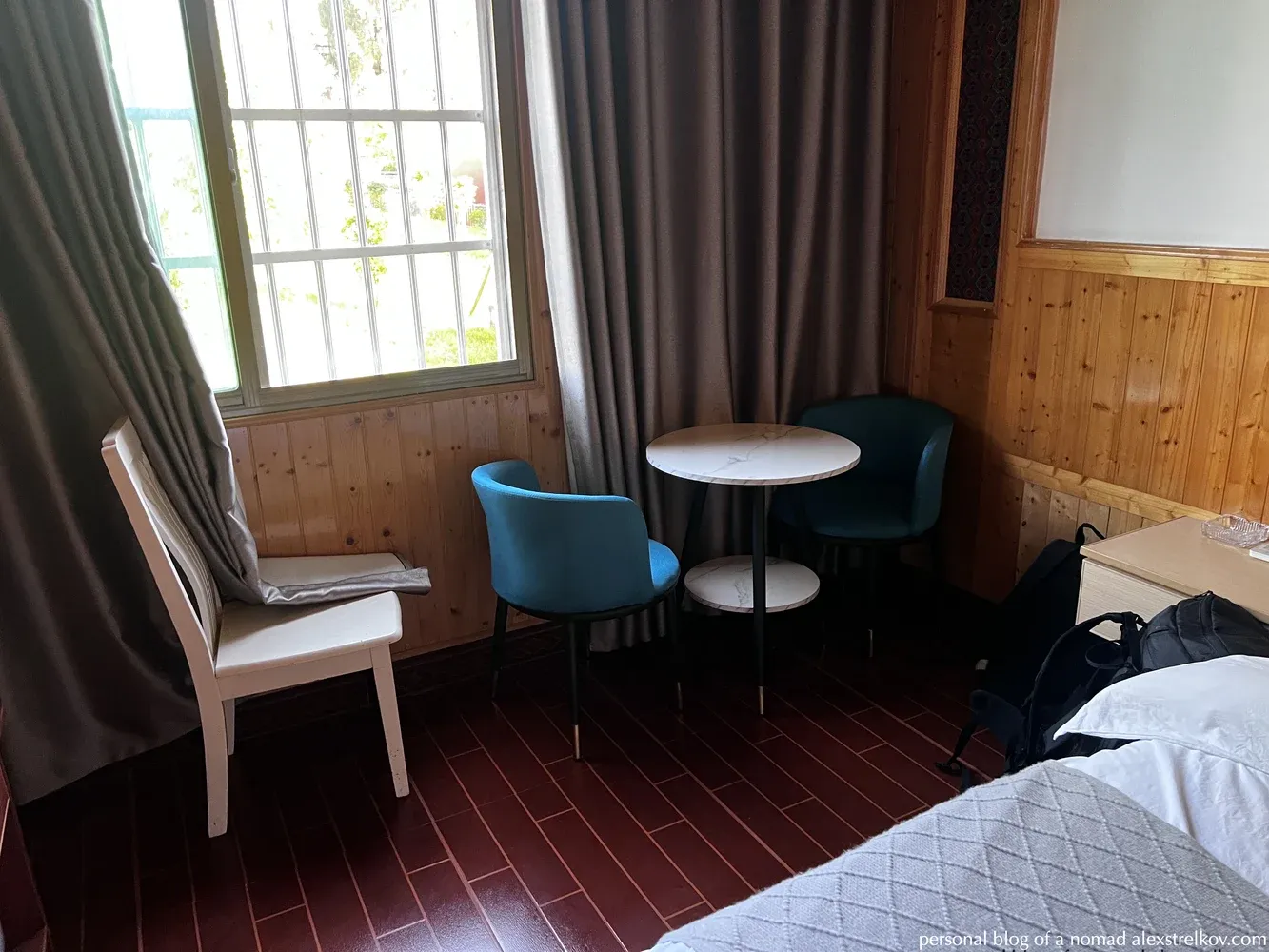 desk and chair by window, view of garden, Gaolaozhuang Inn Furong