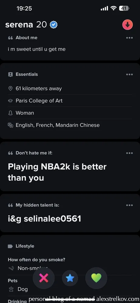 Tinder profile of a multilingual user in China speaking English French and Mandarin